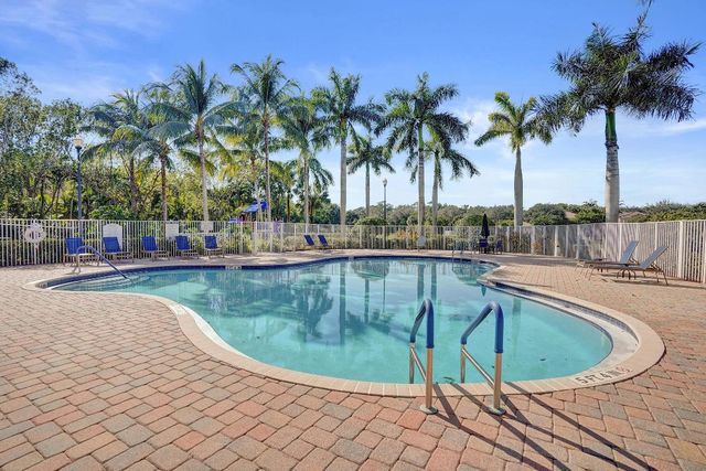 4533 Danson Way, Delray Beach, FL 33445