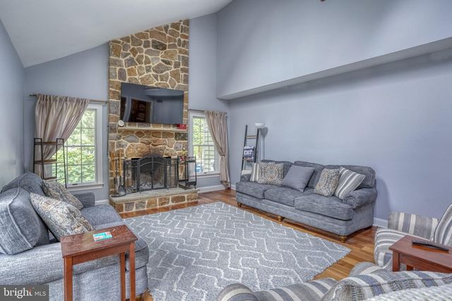 200 DERBY LN, Lincoln University, PA 19352