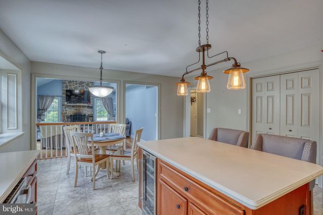200 DERBY LN, Lincoln University, PA 19352