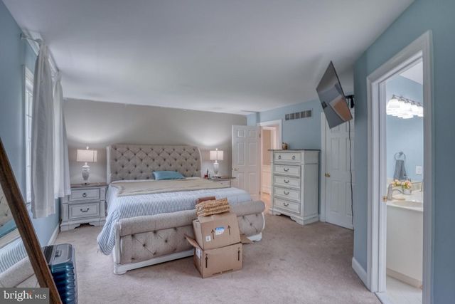 200 DERBY LN, Lincoln University, PA 19352