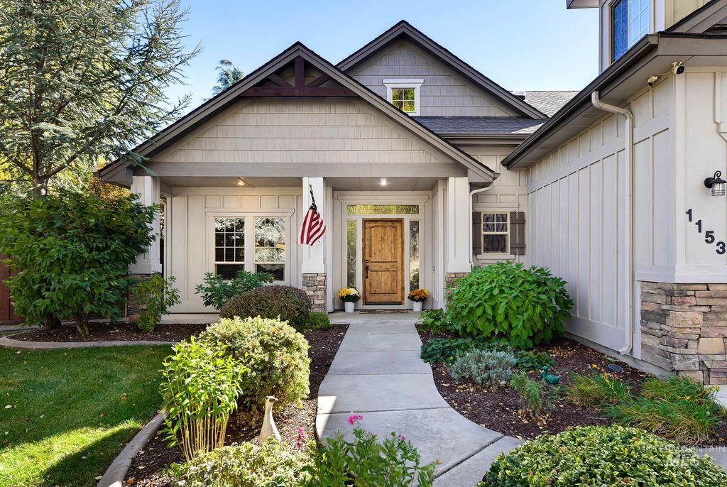 1153 E Redwall Ct, Meridian, ID 83646 photo 3