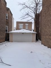 6444 S Eberhart Avenue, Chicago, IL 60637
