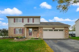 1152 Evergreen Drive, Carol Stream, IL 60188