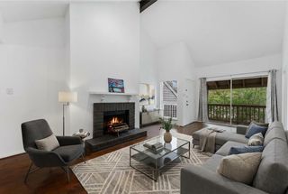 2100 Tanglewilde Street 330, Houston, TX 77063