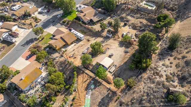 7205 Ridgeline, Jurupa Valley, CA 92509