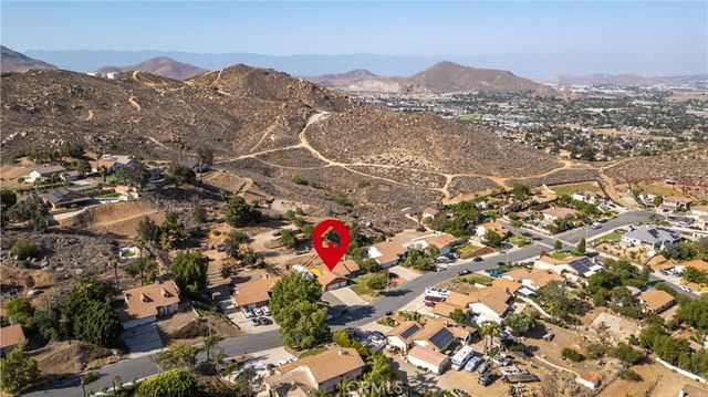 7205 Ridgeline, Jurupa Valley, CA 92509