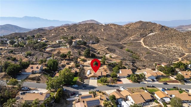 7205 Ridgeline, Jurupa Valley, CA 92509