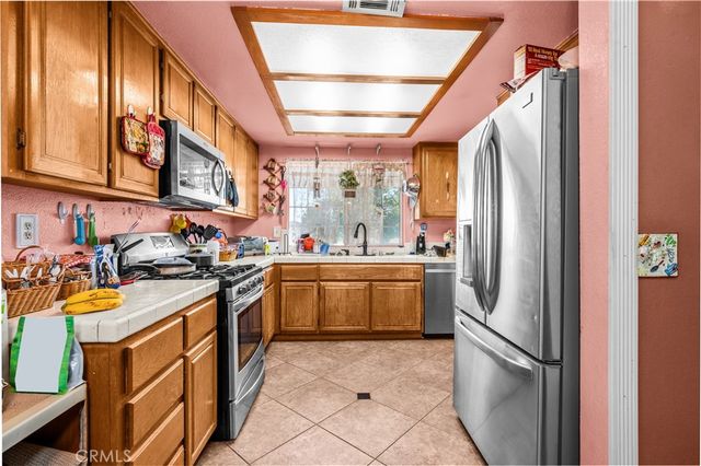 7205 Ridgeline, Jurupa Valley, CA 92509