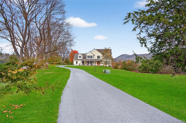 128 Old Pawling Road, Pawling, NY 12564