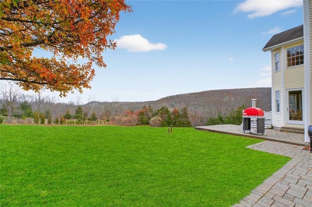 128 Old Pawling Road, Pawling, NY 12564