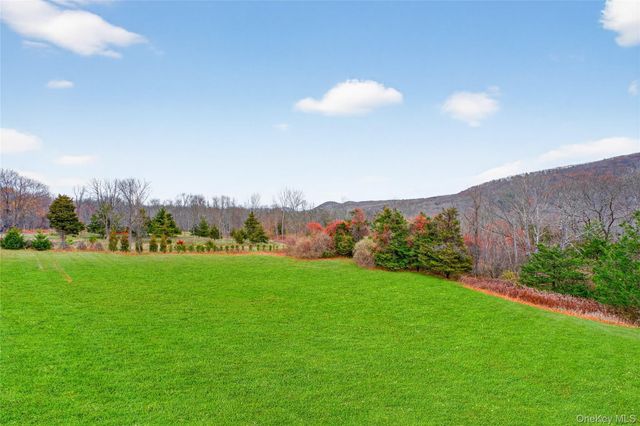 128 Old Pawling Road, Pawling, NY 12564