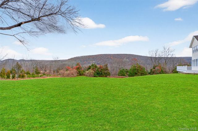 128 Old Pawling Road, Pawling, NY 12564