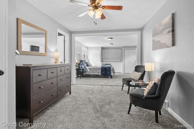 2925 Benjamin Avenue, Royal Oak, MI 48073