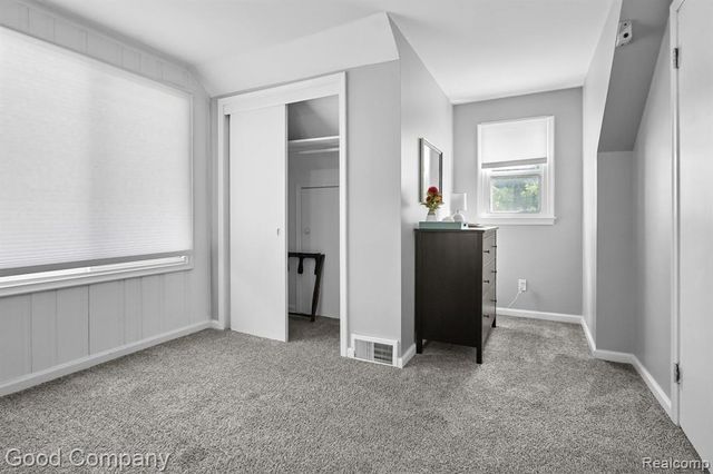 2925 Benjamin Avenue, Royal Oak, MI 48073