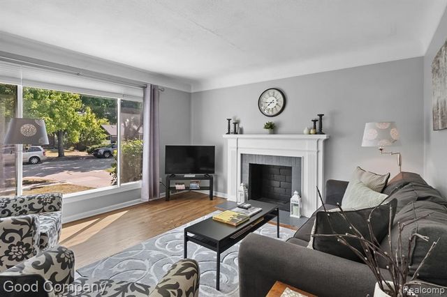 2925 Benjamin Avenue, Royal Oak, MI 48073