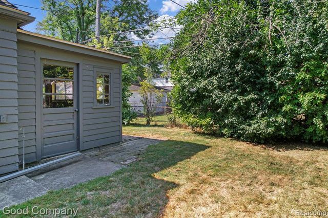 2925 Benjamin Avenue, Royal Oak, MI 48073