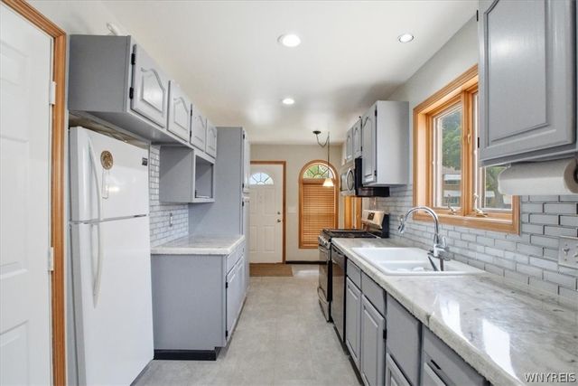 72 Delaney Avenue, Buffalo, NY 14216