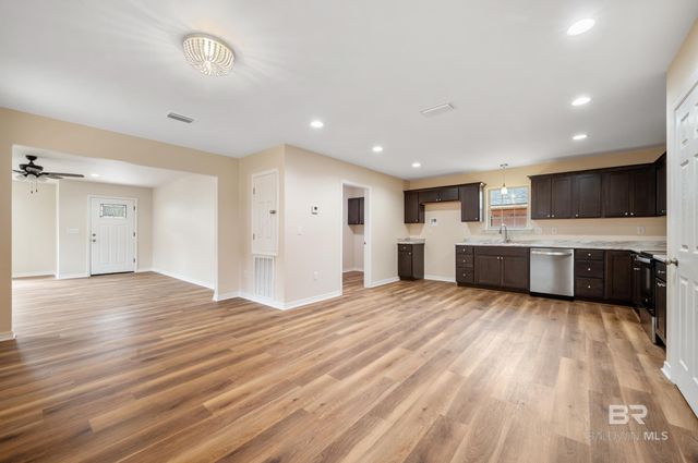 228 W 16th Street, Bay Minette, AL 36507