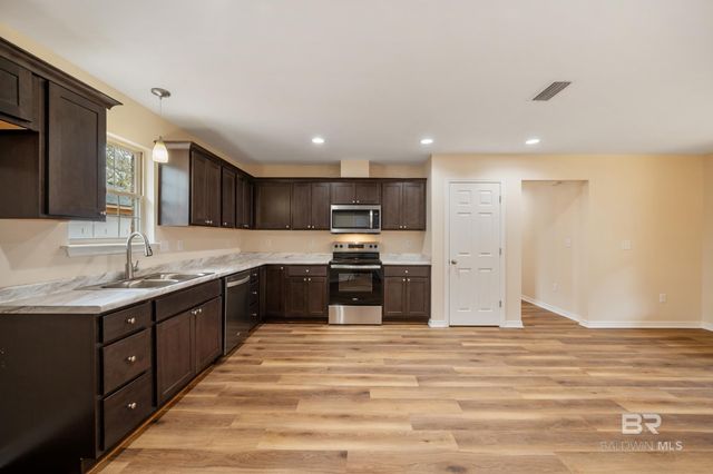 228 W 16th Street, Bay Minette, AL 36507