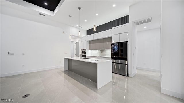 2820 NW 27th AVE, Cape Coral, FL 33993