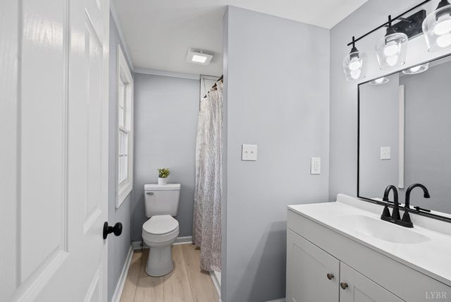 1071 Settlersway Lane, Goode, VA 24556