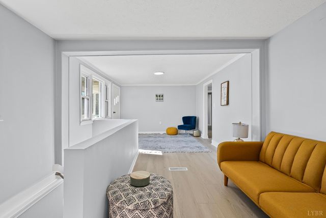 1071 Settlersway Lane, Goode, VA 24556