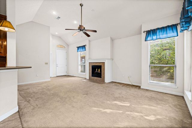 108 Sunshine Ln, Livingston, TX 77351