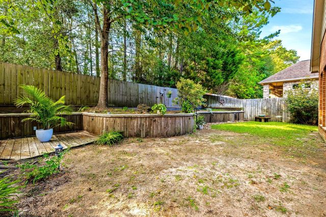 108 Sunshine Ln, Livingston, TX 77351