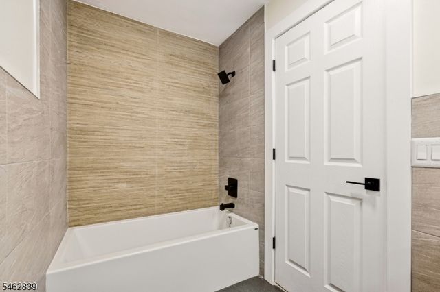 236 Avon Ave, Newark City, NJ 07108