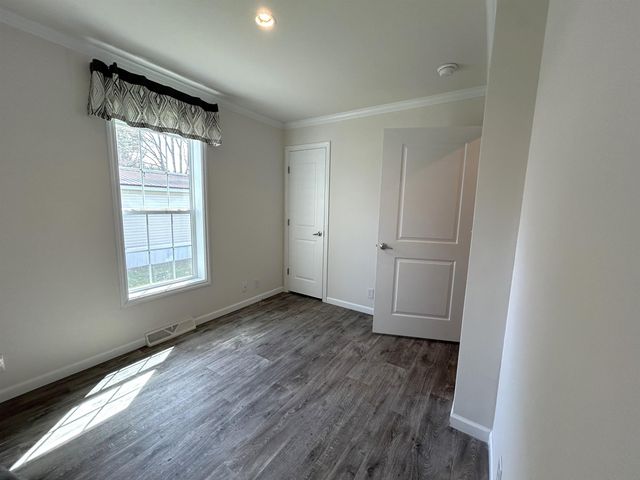 609 Canterbury Drive, Exeter, NH 03833