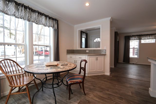 609 Canterbury Drive, Exeter, NH 03833