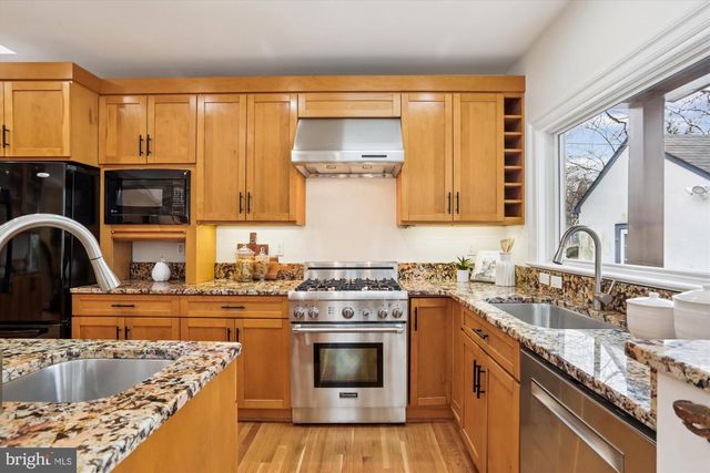 3622 VEAZEY ST NW, Washington, DC 20008