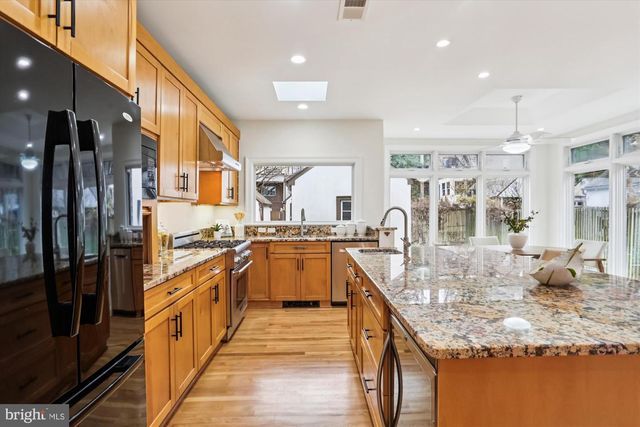 3622 VEAZEY ST NW, Washington, DC 20008