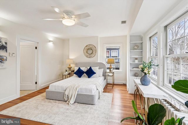 3622 VEAZEY ST NW, Washington, DC 20008