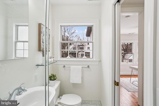 3622 VEAZEY ST NW, Washington, DC 20008