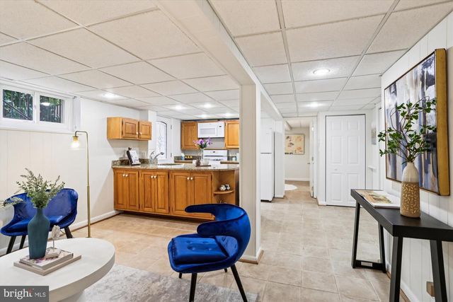 3622 VEAZEY ST NW, Washington, DC 20008