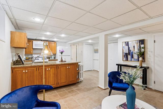 3622 VEAZEY ST NW, Washington, DC 20008