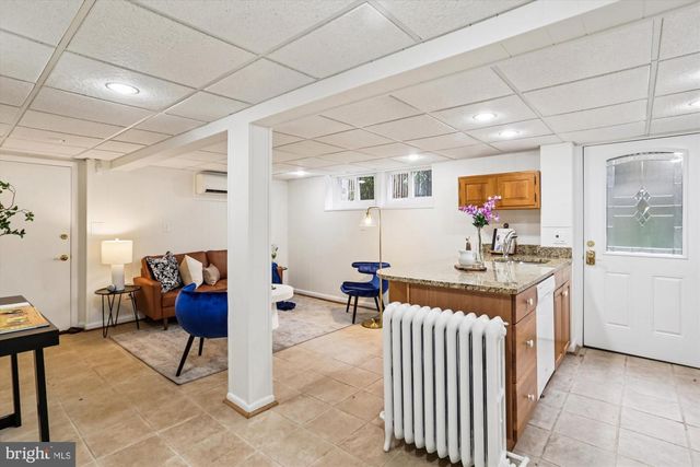 3622 VEAZEY ST NW, Washington, DC 20008