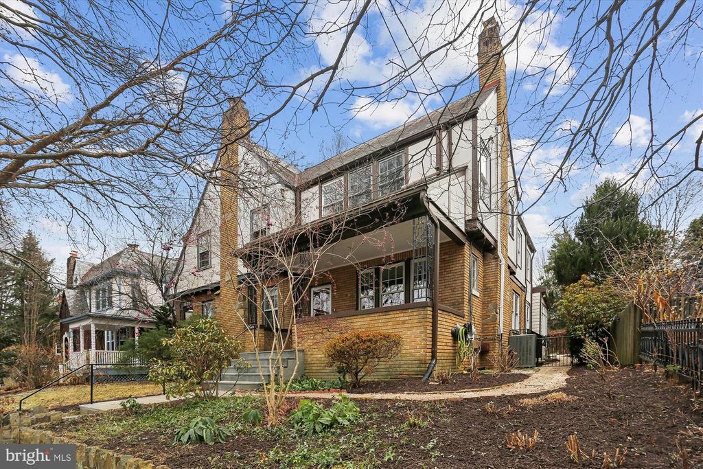 3622 VEAZEY ST NW, Washington, DC 20008