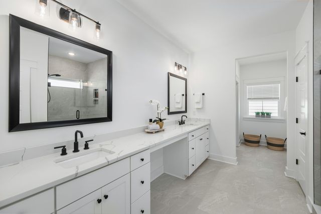 1562 N Lakeshore Drive, Mount Pleasant, SC 29466