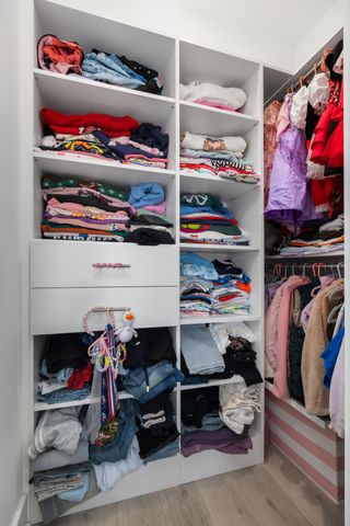 1562 N Lakeshore Drive, Mount Pleasant, SC 29466