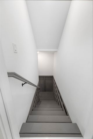 1562 N Lakeshore Drive, Mount Pleasant, SC 29466