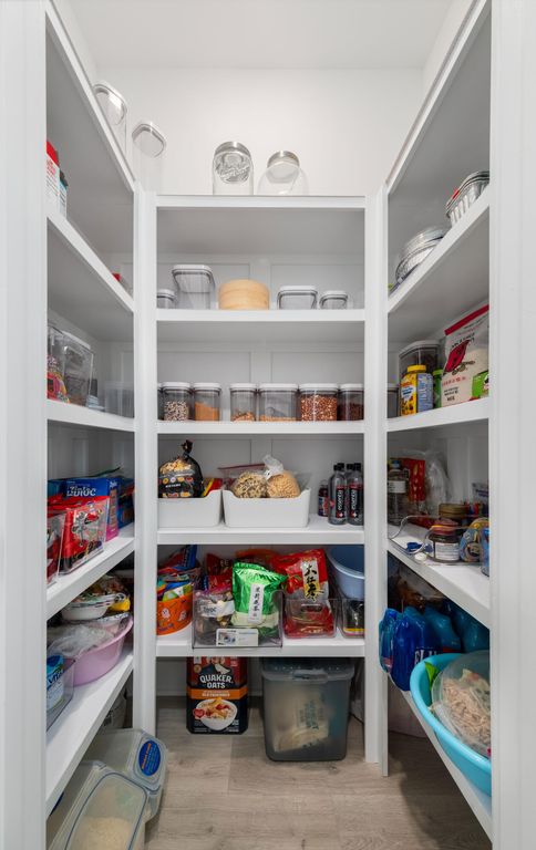 Image 23 of property listing at 1562 N Lakeshore Drive, Mount Pleasant, SC 29466