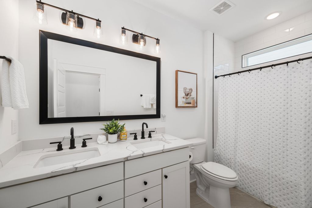 Image 49 of property listing at 1562 N Lakeshore Drive, Mount Pleasant, SC 29466