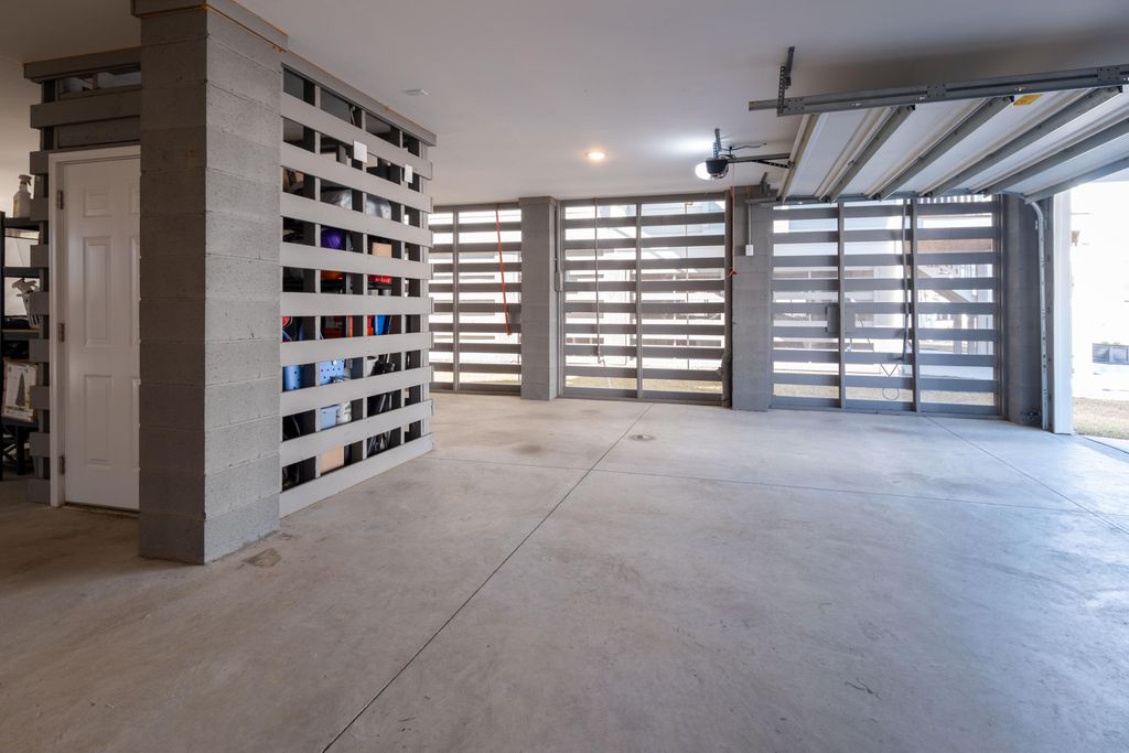 Image 55 of property listing at 1562 N Lakeshore Drive, Mount Pleasant, SC 29466