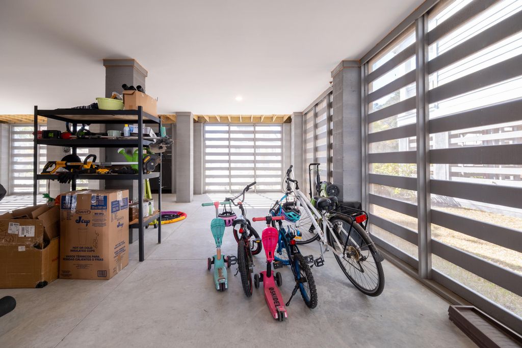 Image 58 of property listing at 1562 N Lakeshore Drive, Mount Pleasant, SC 29466