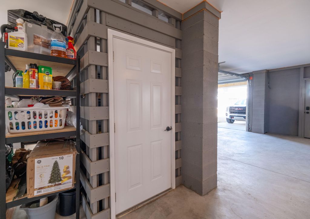 Image 59 of property listing at 1562 N Lakeshore Drive, Mount Pleasant, SC 29466