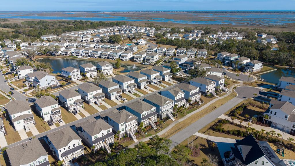 Image 68 of property listing at 1562 N Lakeshore Drive, Mount Pleasant, SC 29466