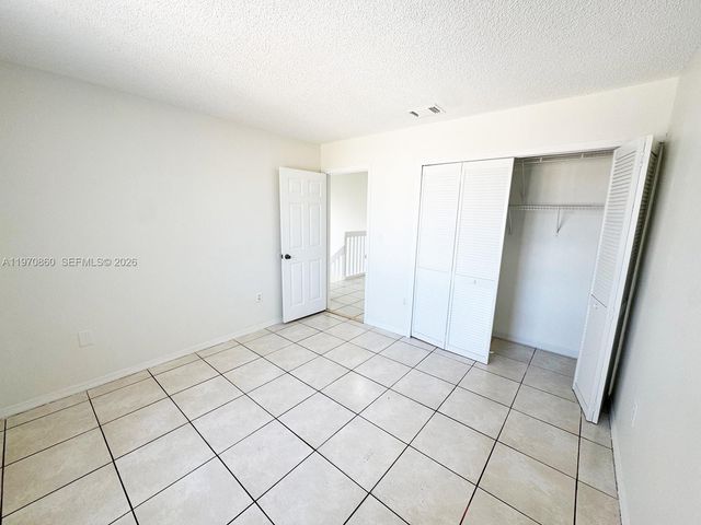 15920 SW 79th Ter, Miami, FL 33193