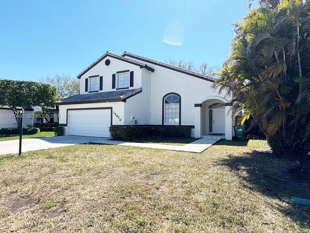 15920 SW 79th Ter, Miami, FL 33193